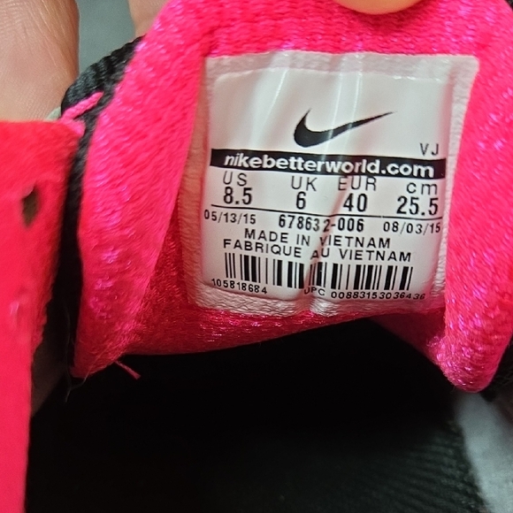 Nike Shox Women's Athletic Shoes in Gray and Pink - Picture 11 of 12